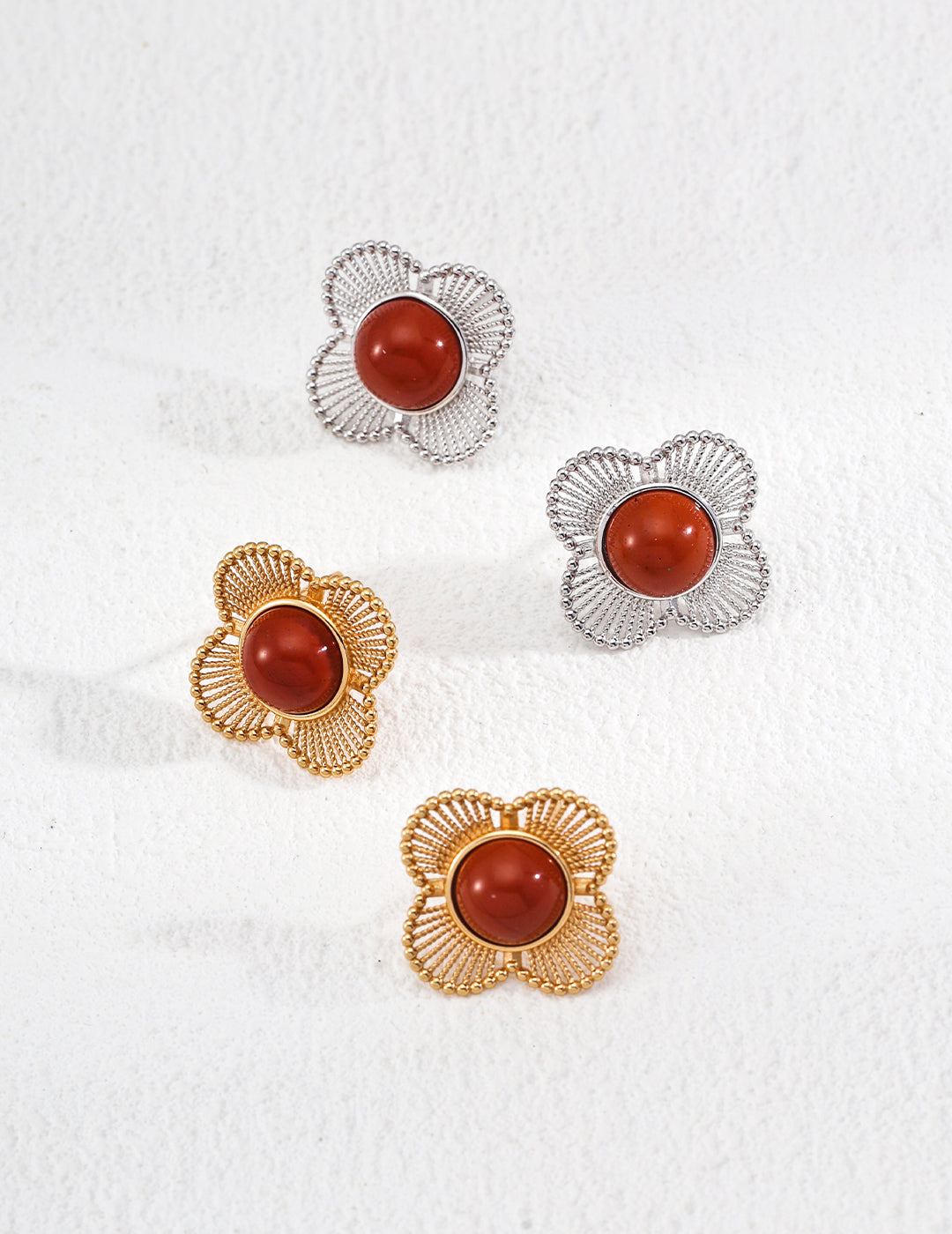 Retro Red Agate Earrings|Vintage Charm in Retro Gold & White Gold