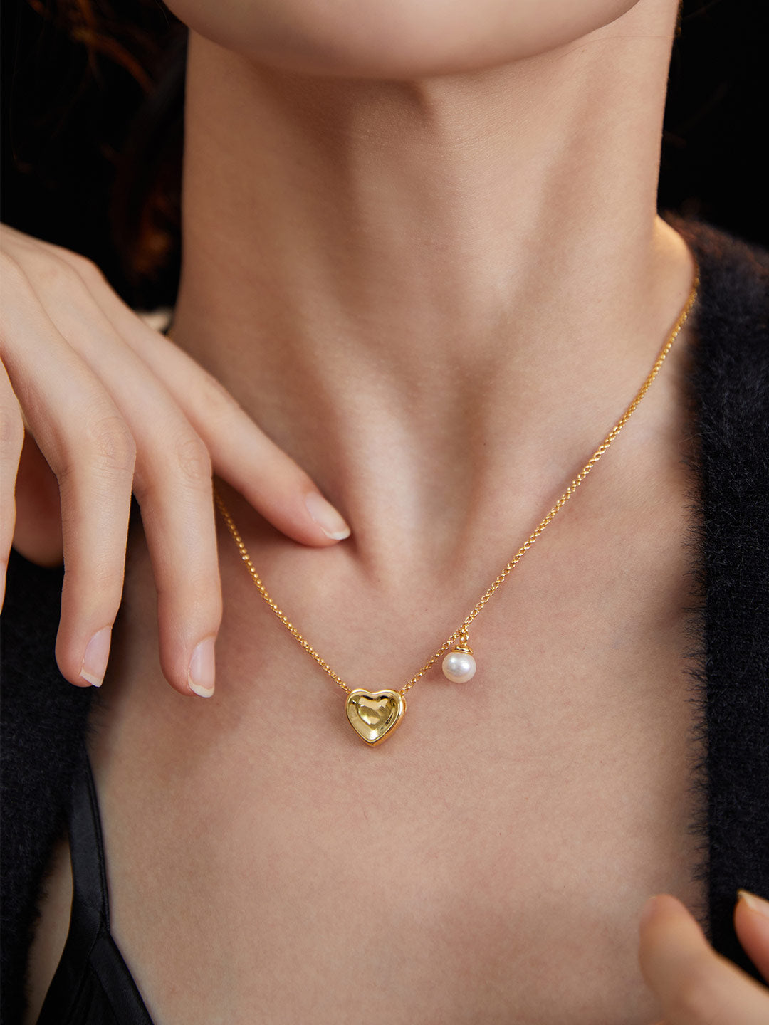 Pearl Heart Necklace|Romantic Elegance in Retro Gold & White Gold
