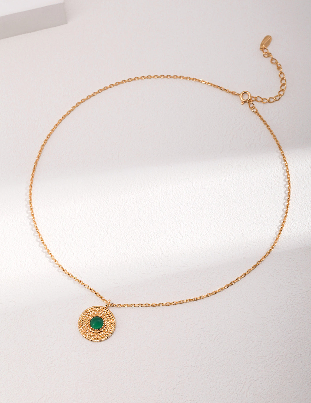 Green Chalcedony Necklace|Retro Gold Vintage Elegance