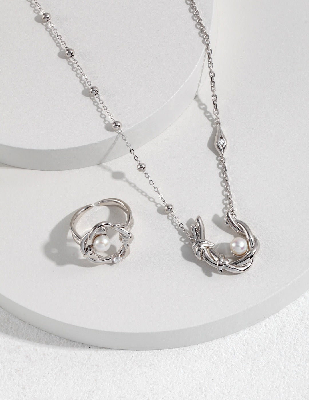 Willow Pearl Necklace|Retro Gold & White Gold Natural Elegance