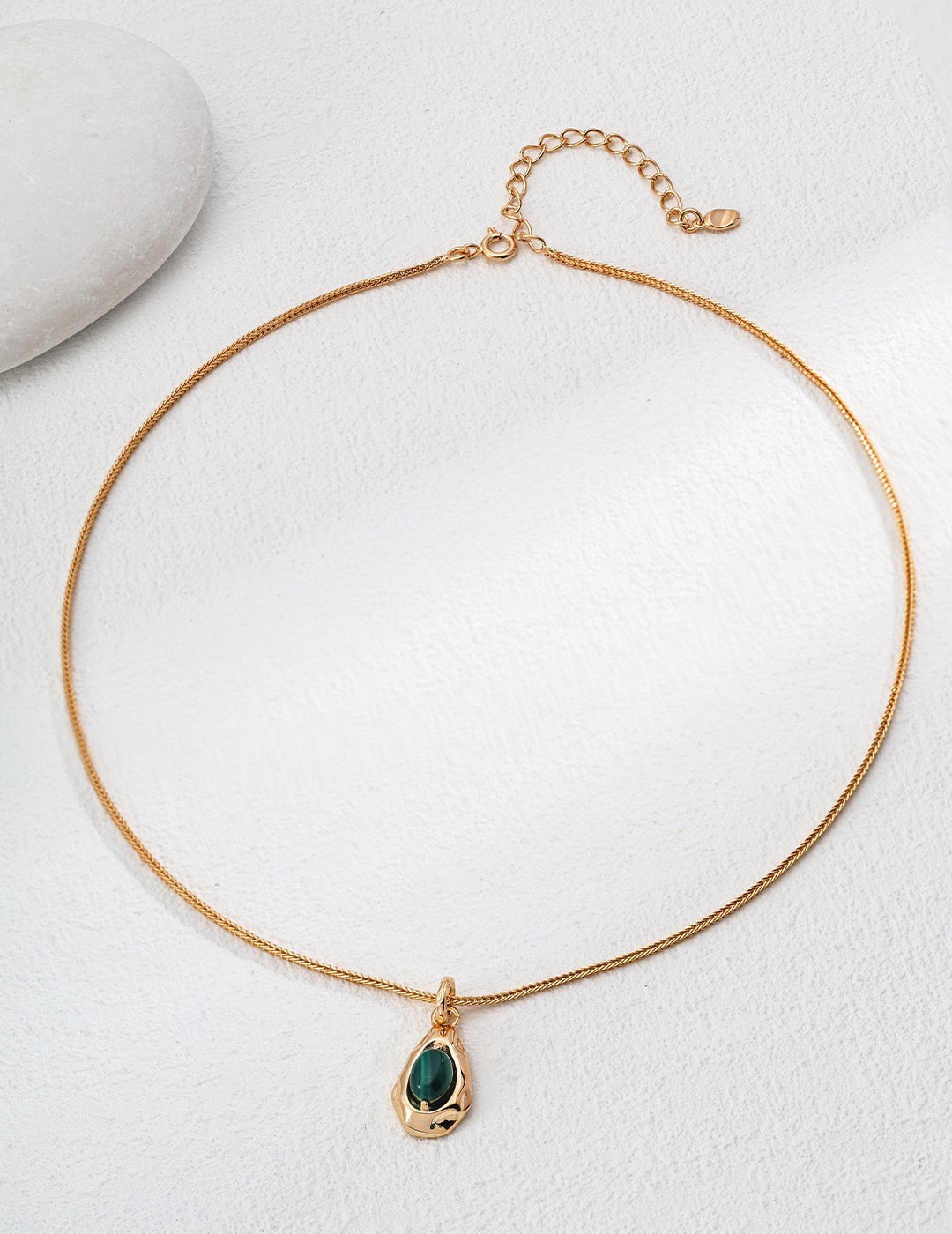 Natural Tiger Eye & Malachite Pendant Necklace|Retro Gold & White Gold Vintage Elegance