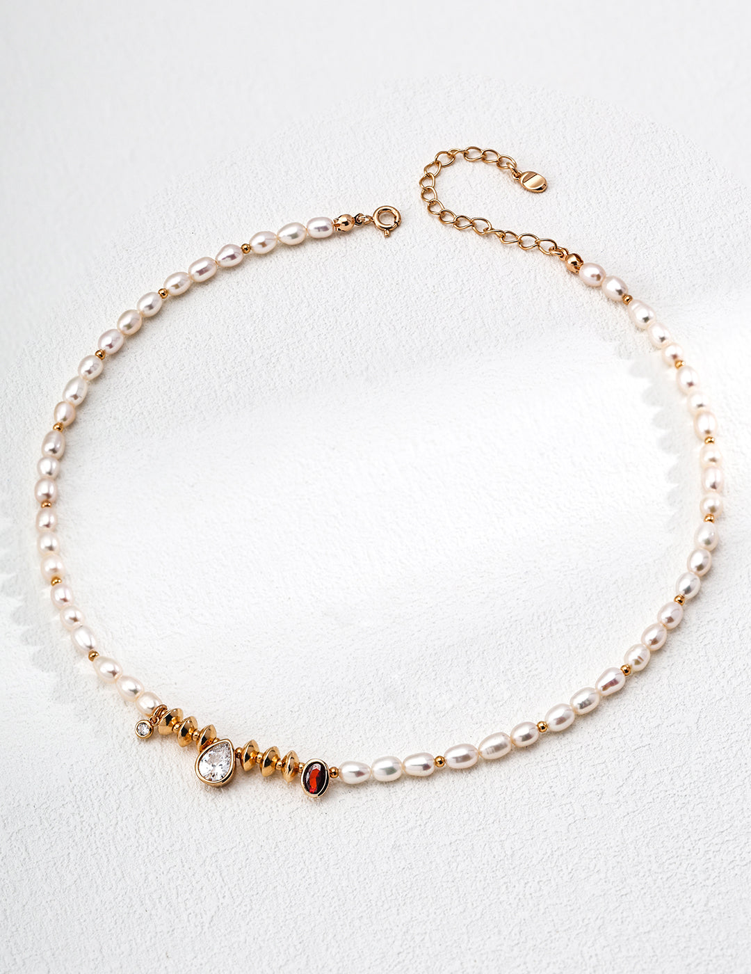 Vintage Pearl & Zirconia Necklace|Timeless Shine in Retro Gold