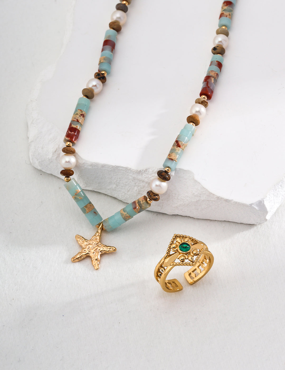 Shoushan Stone & Pearl Pendant Necklace|Vintage Gold Elegance