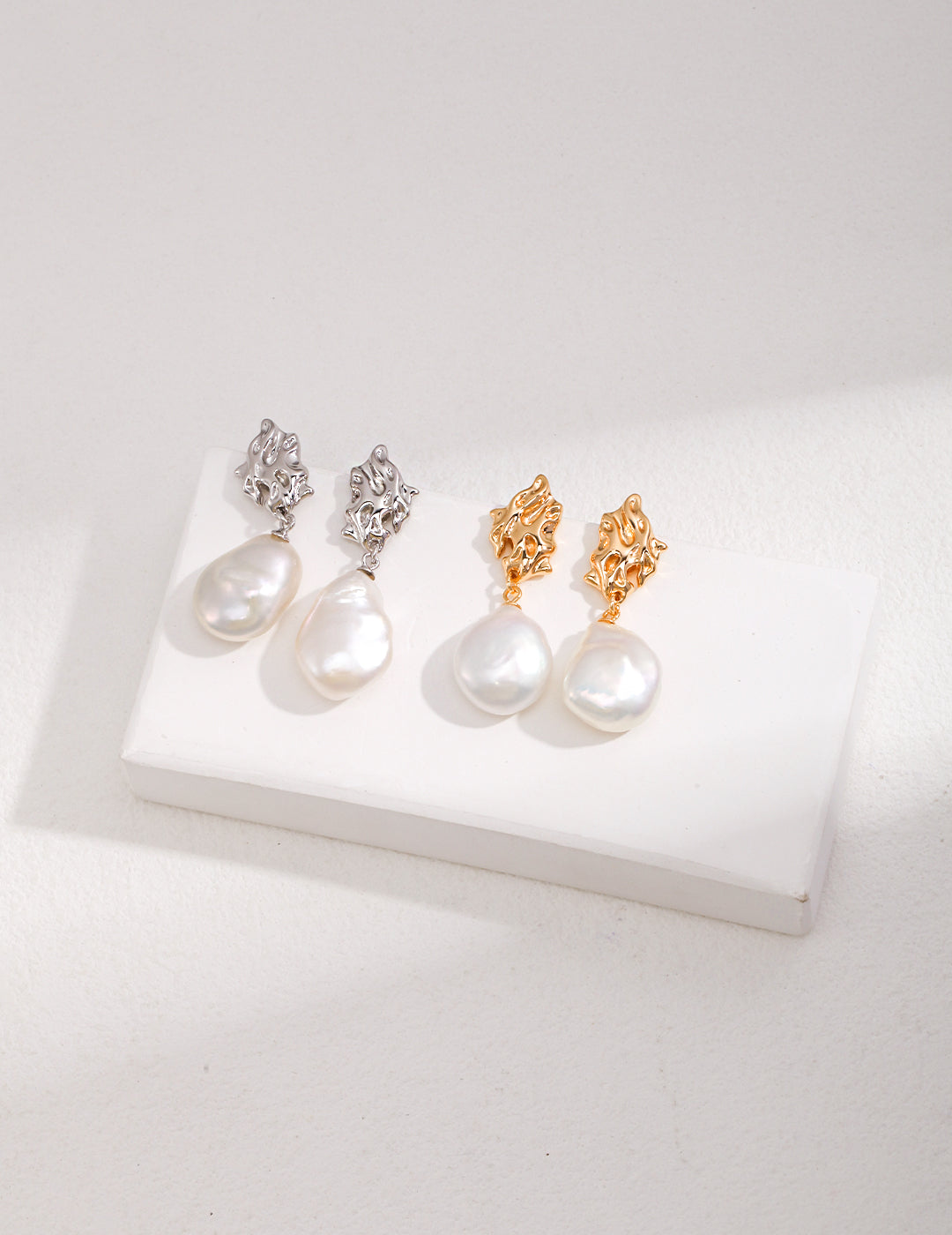 Baroque Pearl Drop Earrings|Sculptural Elegance in Retro Gold & White Gold