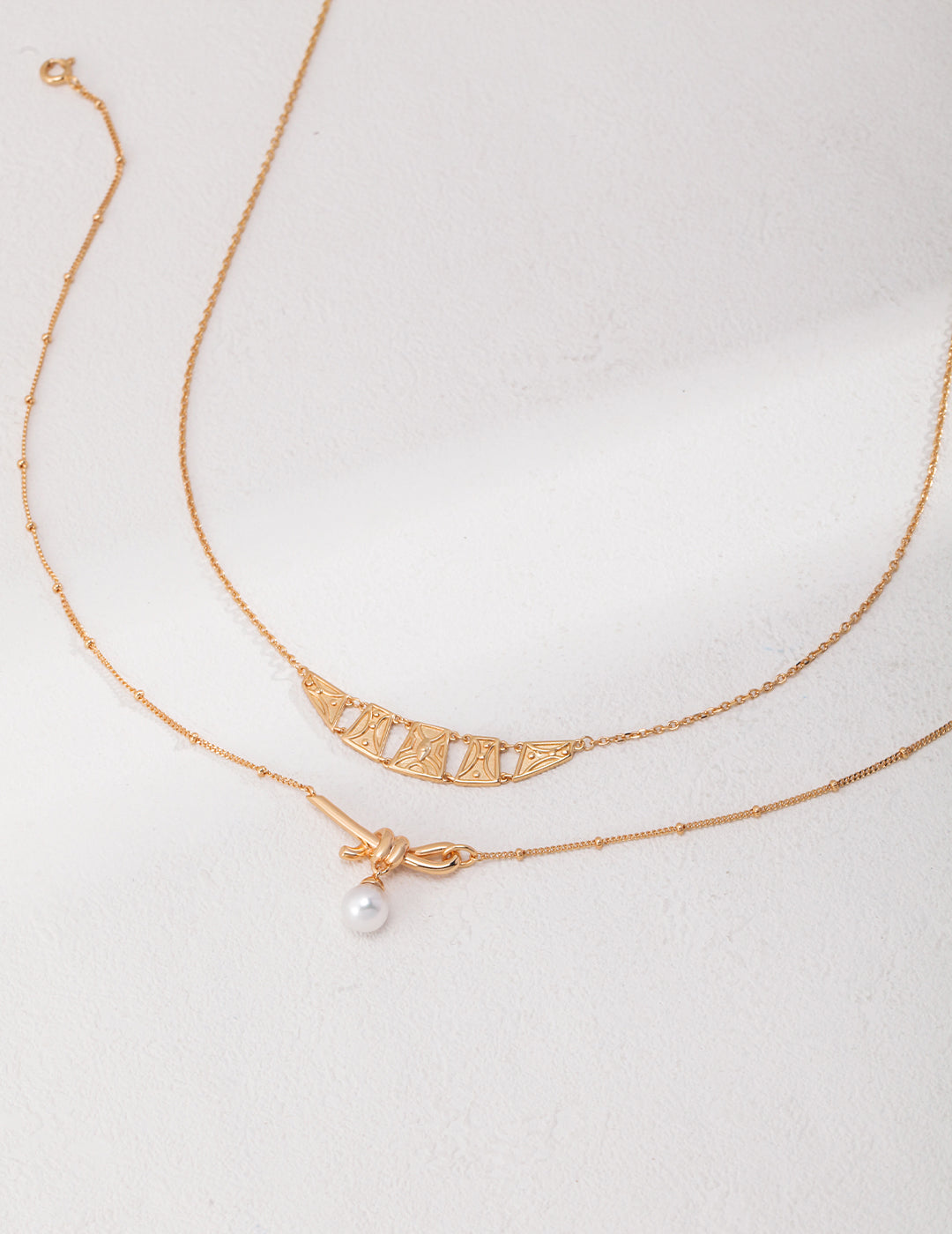 Knotted Pearl Necklace|Moon & Star Duo in Retro Gold
