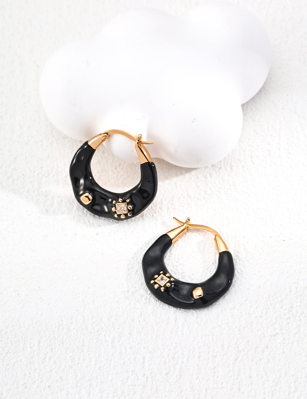 Fashion Retro Drip Enamel Zirconia Earrings｜Vintage Glamour in Retro Gold