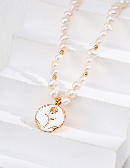 Minimalist Natural Pearl Enamel Rose Pendant Necklace｜Retro Gold Romantic Elegance