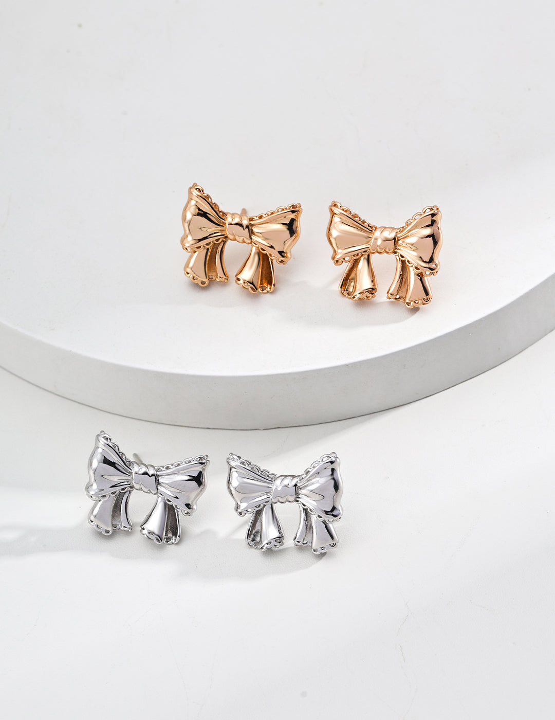 Retro Butterfly Earrings｜Vintage Elegance in Retro Gold & White Gold