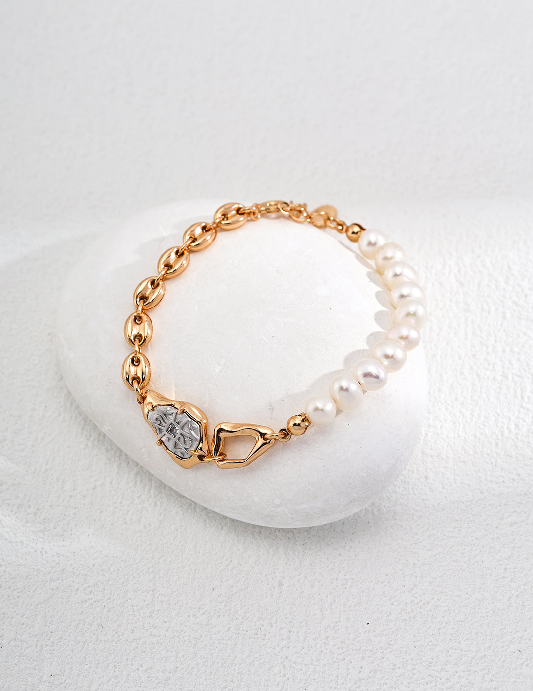 Freshwater Pearl Bracelet｜Elegant Minimalist Design