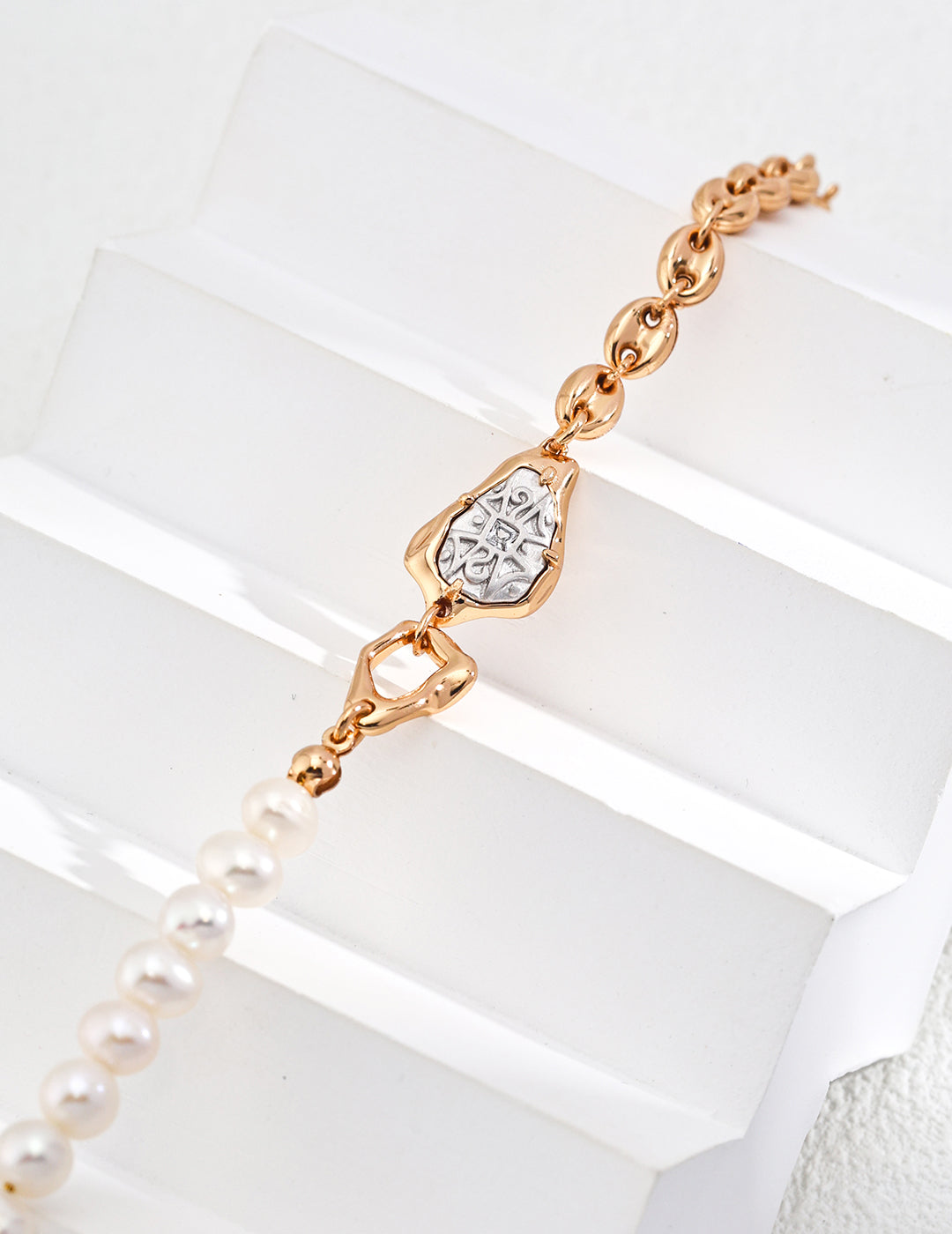 Freshwater Pearl Bracelet｜Elegant Minimalist Design