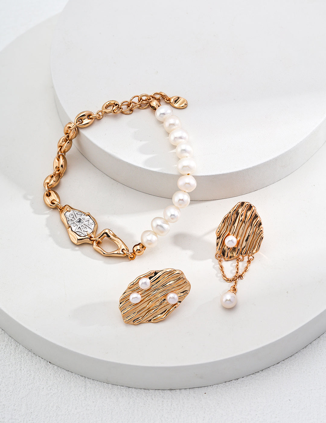 Freshwater Pearl Bracelet｜Elegant Minimalist Design