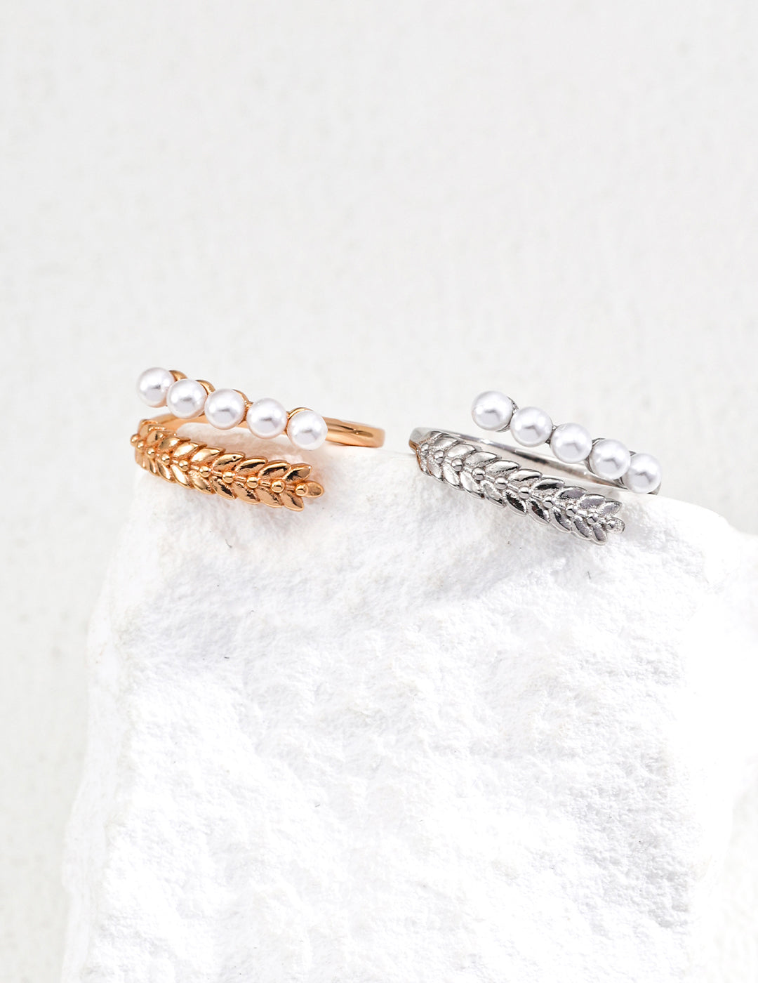 Designer Faux Pearl Ring｜Retro Gold & White Gold Minimalist Elegance