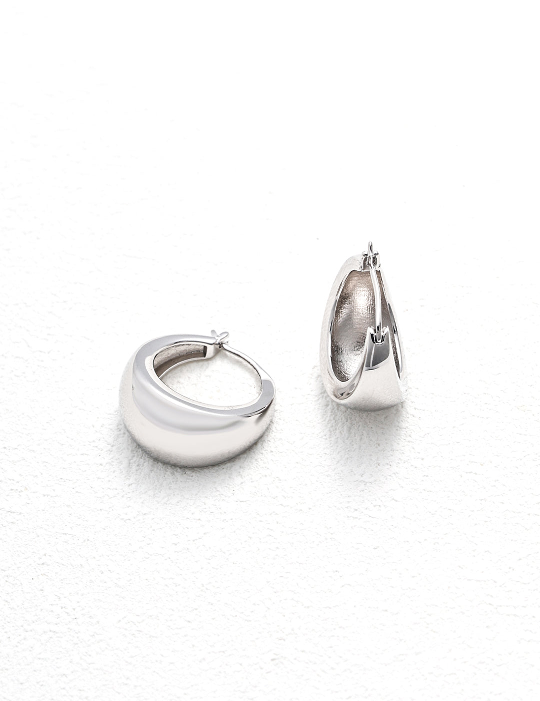 Everyday Silver Stud Earrings｜Minimalist Retro Gold & White Gold