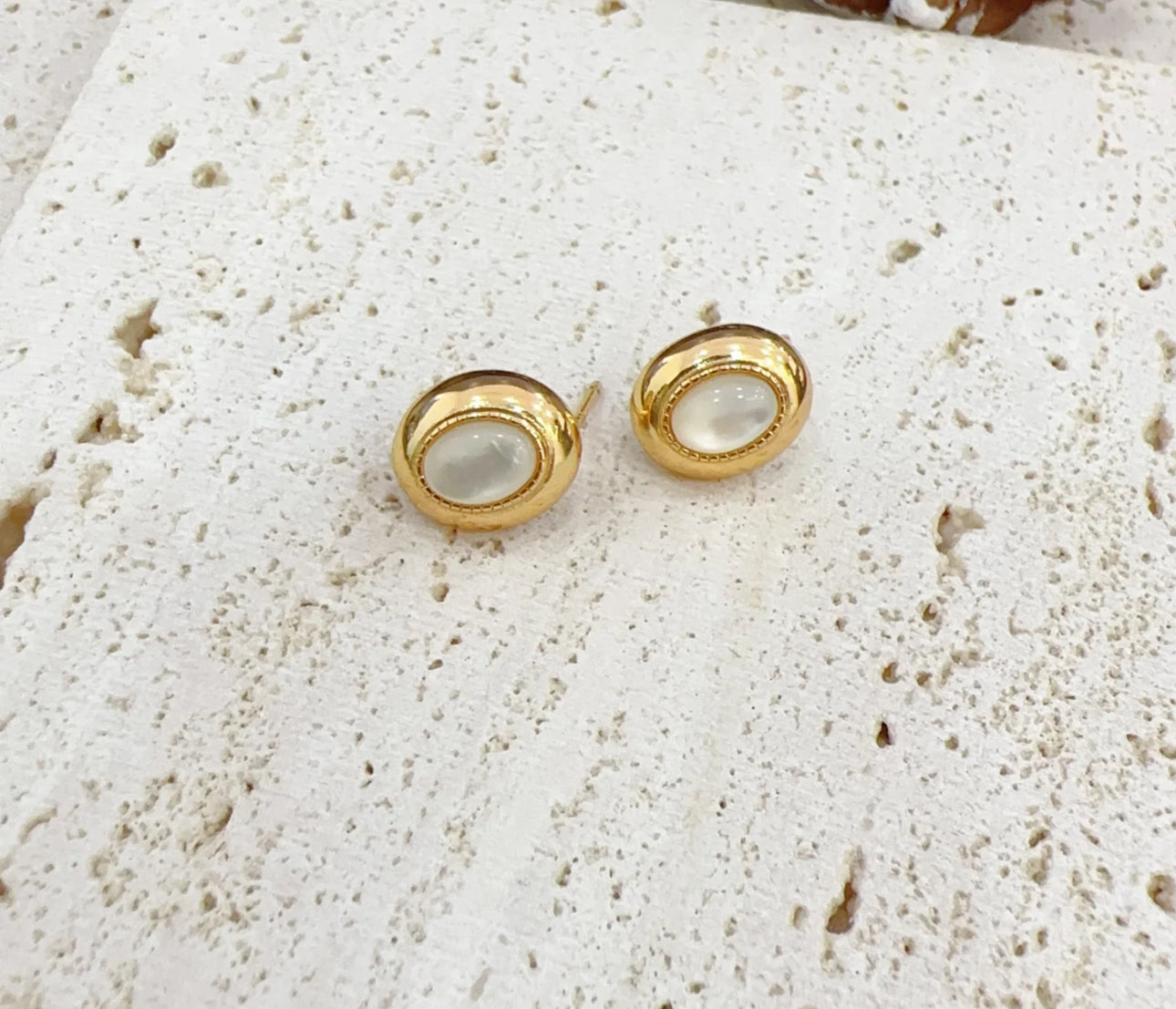 S925 SILVER VINTAGE MOTHER-OF-PEARL EARRINGS