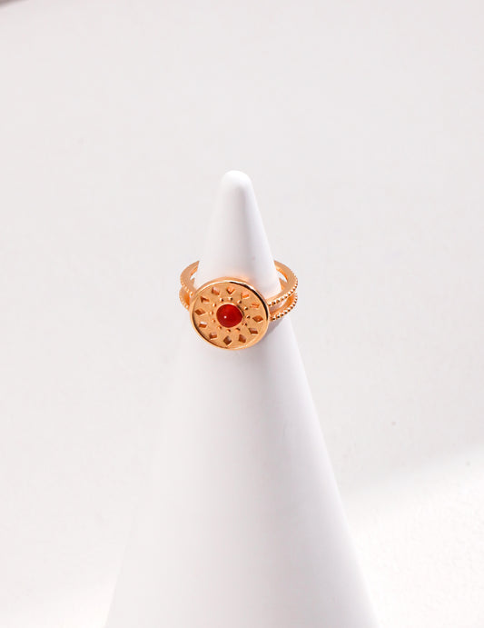 Roman-Inspired Red Agate Ring｜Retro Gold Vintage Elegance