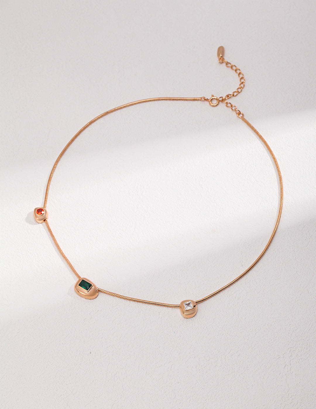 Vintage Zirconia Necklace｜Retro Gold Timeless Elegance