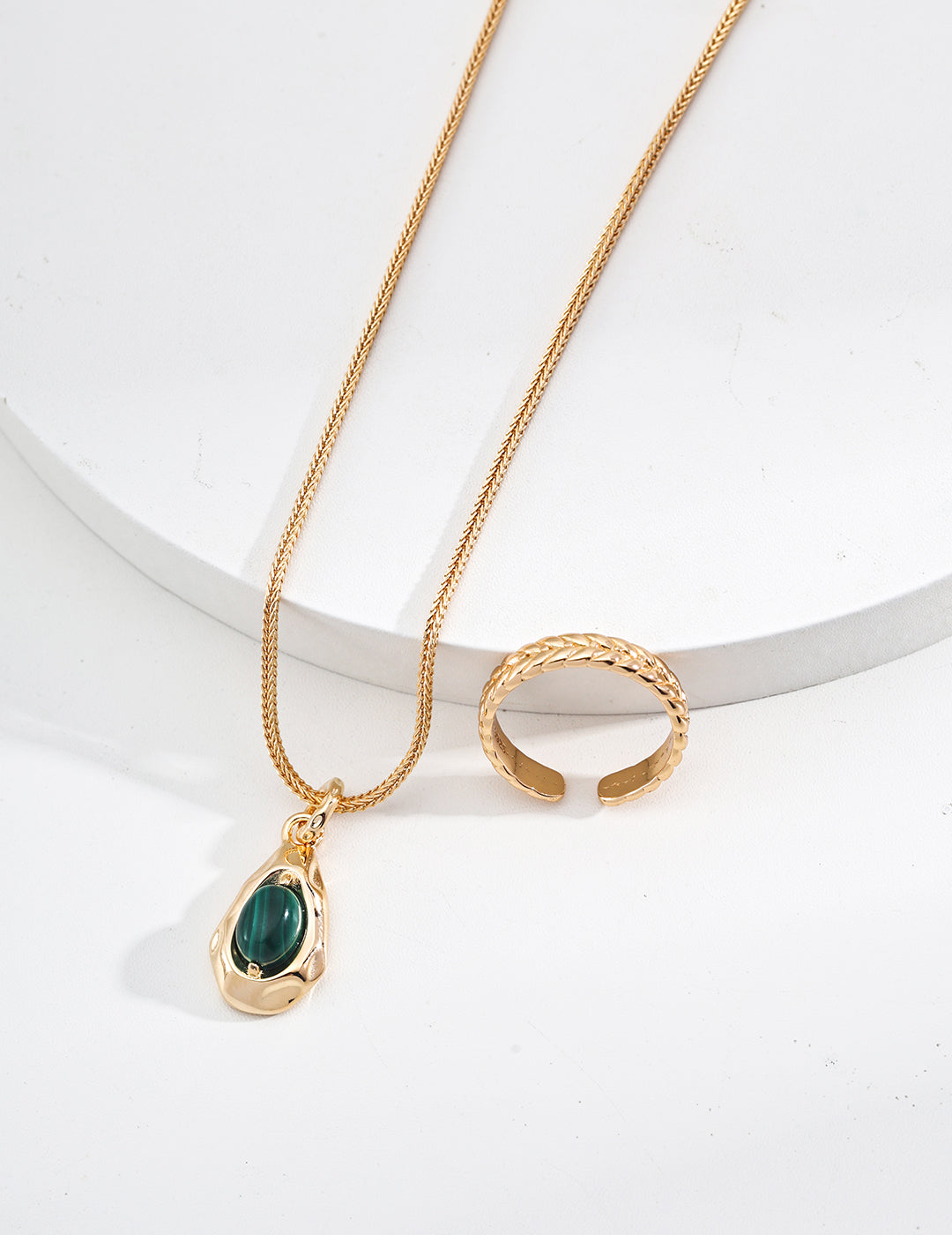 Natural Tiger Eye & Malachite Pendant Necklace｜Retro Gold & White Gold Vintage Elegance