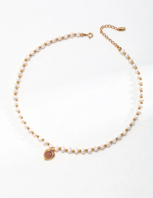 Natural Pearl & Strawberry Quartz Necklace｜Romantic Elegance in Retro Gold
