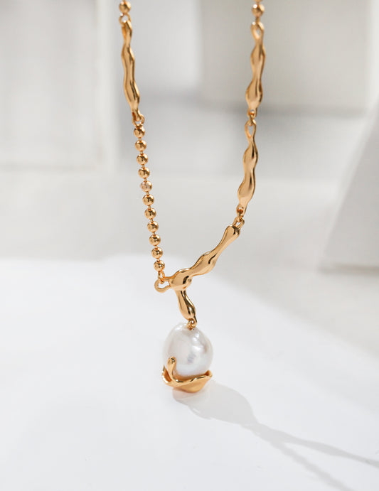 Baroque Pearl Necklace｜Fluid Nature Design in Retro Gold & White Gold