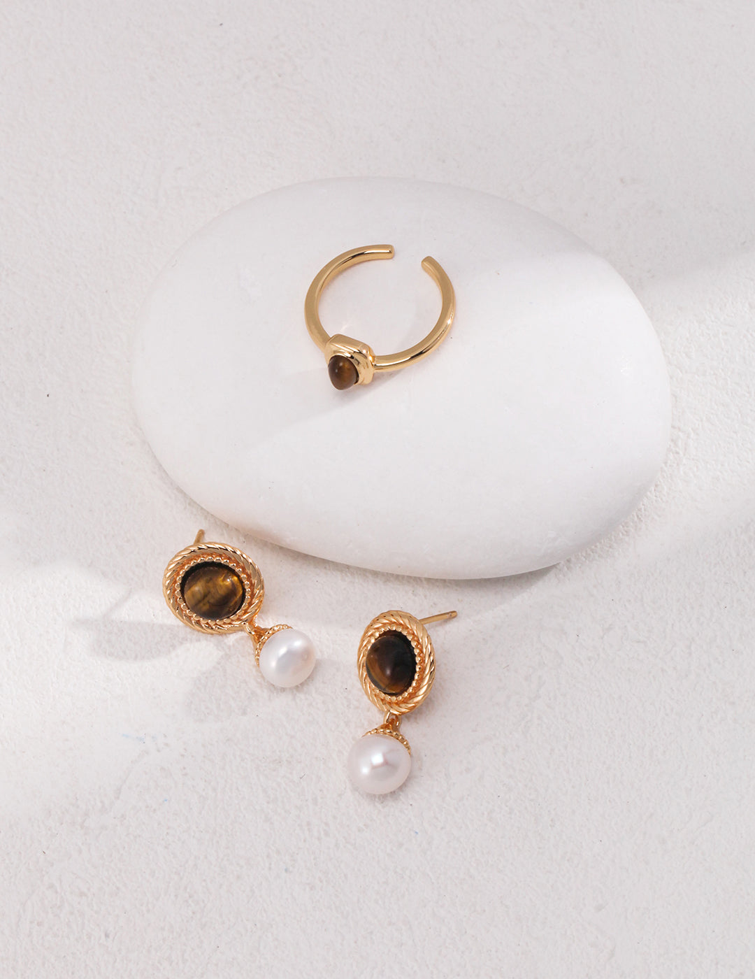 Tiger Eye & Pearl Earrings｜Grounded Glow in Retro Gold