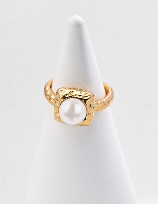 Hammered Pearl Ring｜Classic Minimalism in Retro Gold & White Gold
